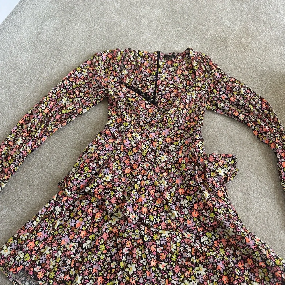 Dress - Picture 2 of 4